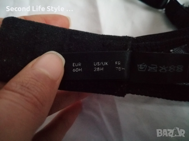 60H черен дантелен сутиен марка Change Lingerie (колекция Intimate), снимка 15 - Бельо - 52899953