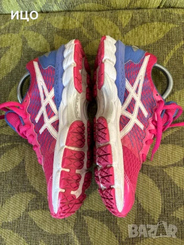 Дамски маратонки ASICS Gel-Nimbus 18, снимка 5 - Маратонки - 50539346