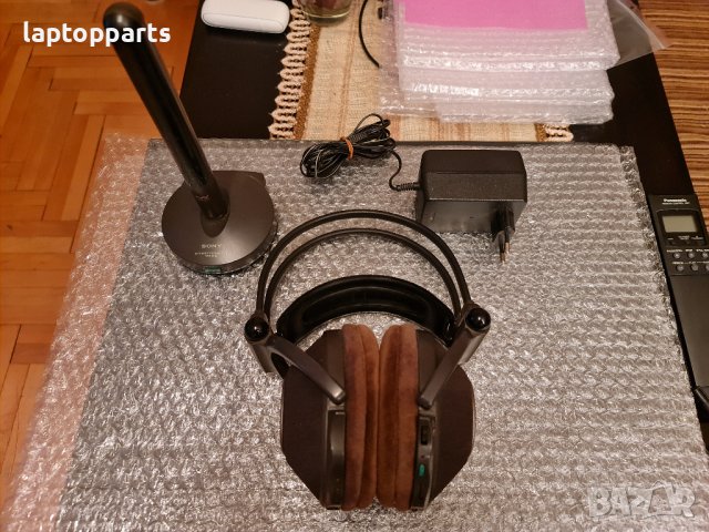 Sony MDR-IF610 винтидж безжични слушалки, снимка 1 - Слушалки и портативни колонки - 38233146