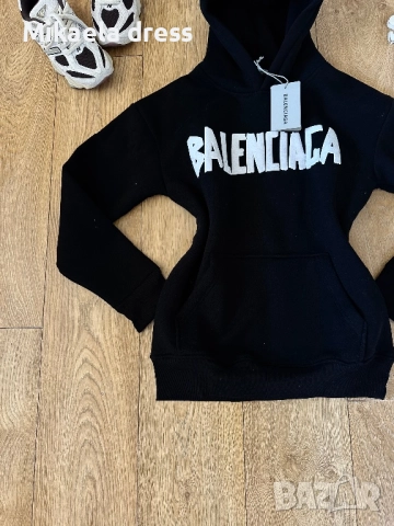 Balenciaga!Страхотно топло ежедневно худи Balenciaga.С М Л размер, снимка 4 - Суичъри - 52150536