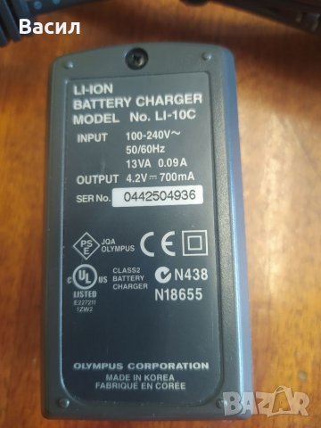 Зарядно устройство за батерии Li-ion Olympus Li-10C, снимка 3 - Батерии, зарядни - 34596755