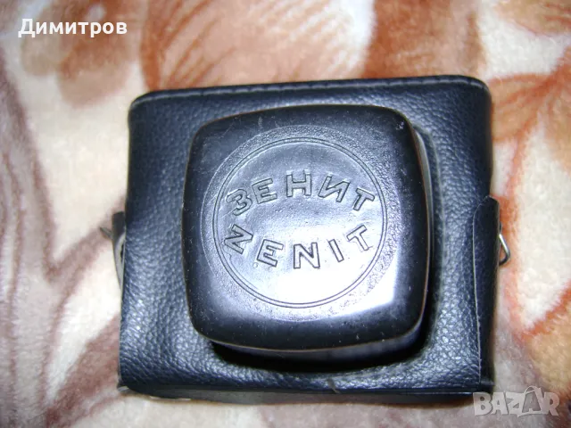 Фотоапарат Зенит СССР, снимка 2 - Антикварни и старинни предмети - 48392796