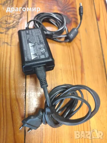 Sony AC-L15A 8,4v, снимка 4 - Батерии, зарядни - 48036103