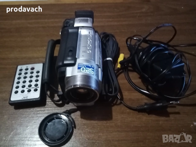 Видеокамера JVC, снимка 2 - Камери - 53561434