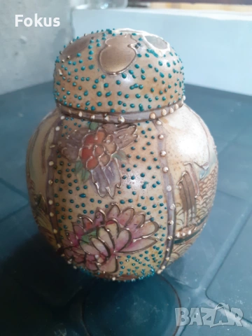 Красива стара ваза порцелан Сатцума Satsuma позлата, снимка 2 - Антикварни и старинни предмети - 53307573