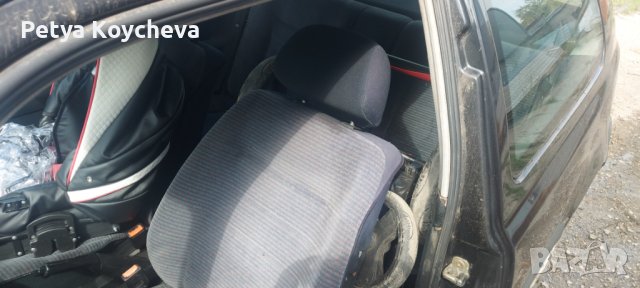 продавам голф 1.4 газ-бензин,регистриран,обслужен, снимка 3 - Автомобили и джипове - 34483348