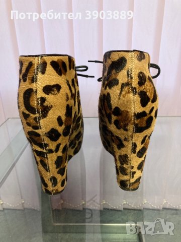 Prodavam, снимка 4 - Дамски боти - 43526918