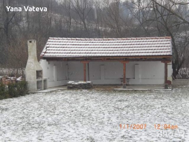 Еднофамилни къщи/вили с двор - Априлци, център Ново село, снимка 5 - Вили - 32891873