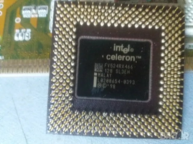 Ретро платка с процесор Intel Celeron 466 Soket370 / Slot1 , снимка 2 - Процесори - 47880250