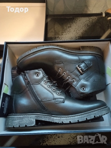 Daniel Hechter 43 44 номера , снимка 5 - Мъжки боти - 52725197