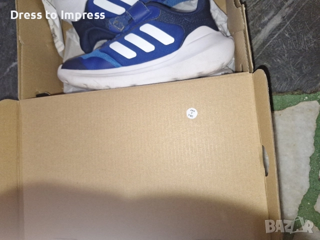 детски маратонки Adidas 32 номер, снимка 3 - Маратонки - 51913307