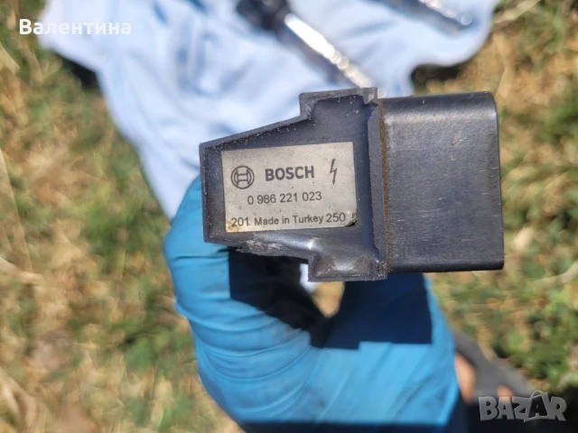 Бобини и дебитомер за VW Golf 4 1.6 16V 105hp/Skoda Octavia/Seat Leon и др., снимка 2 - Части - 51149621