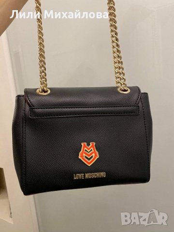 Moschino чанта , снимка 3 - Чанти - 32265696