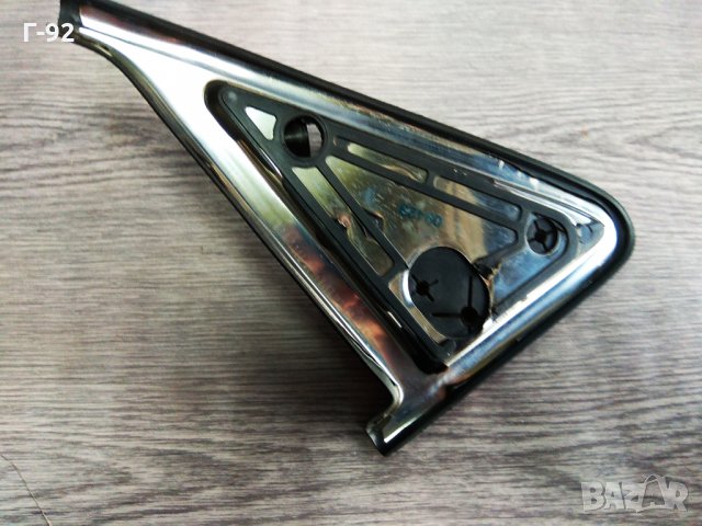 191853229D,**NEU**VAG**ТРИЪГЪЛНА ОСНОВА НА ОГЛЕДАЛО**, снимка 2 - Части - 33381192