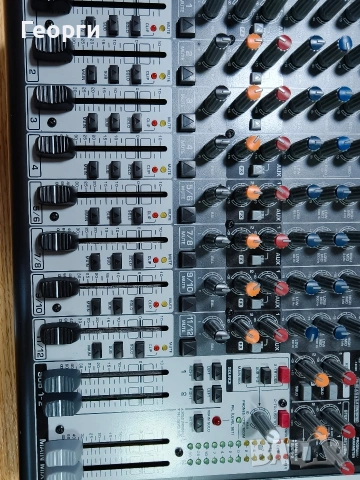 Behringer X1622USB , снимка 4 - Ресийвъри, усилватели, смесителни пултове - 53540389