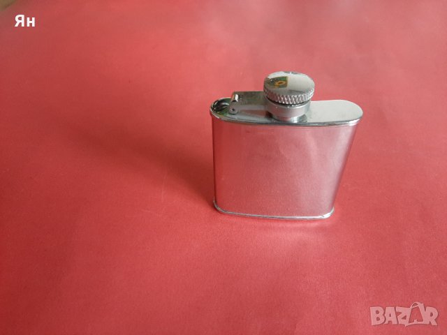  Преносима плоска метална бутилка за алкохол/течност-2oz-60ml 