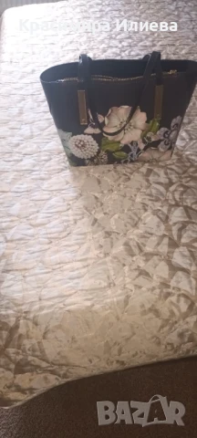Чанта от естествена кожа на Ted Baker , снимка 9 - Чанти - 50826635