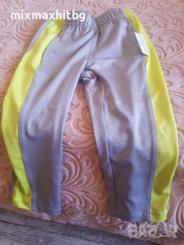 Детско долнище, снимка 4 - Детски анцузи и суичери - 38495526