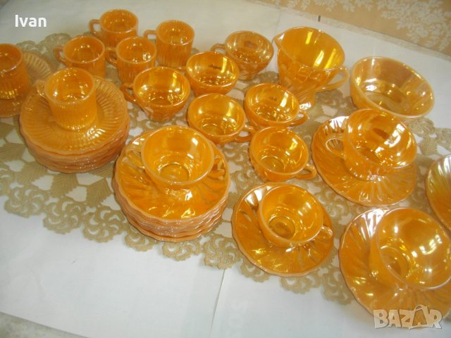 37 Части Нов Сервиз Кафе Чай Made in USA FIRE KING ANCHOR HOCKIN  Винтидж Цвят Праскова/Сьомга-1940г, снимка 4 - Сервизи - 39894665