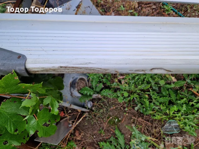 Степенки за Терано 2, снимка 2 - Аксесоари и консумативи - 47356135