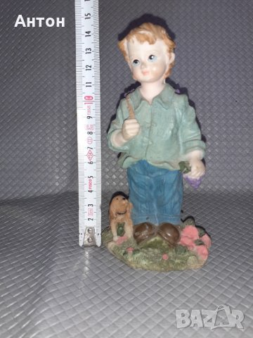 Сувенир Момче с куче на гроздобер., снимка 5 - Други ценни предмети - 32799654