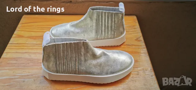 Оригинални маркови дамски маратонки/ сникърси VOILE BLANCHE - 37 номер