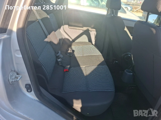 Митсубиши Колт, снимка 10 - Автомобили и джипове - 53255046