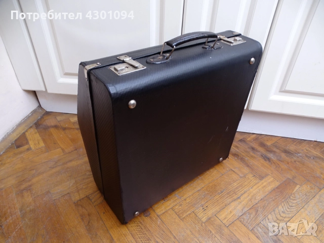 Куфар за акордеон, снимка 2 - Акордеони - 52389914