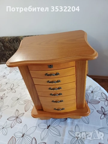 Голяма кутия за бижута, снимка 9 - Колекции - 51368609