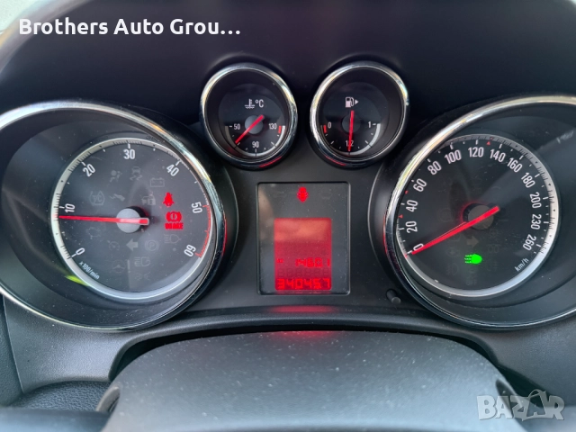 Opel Astra J 1.7 CDTI 110 к.с. 2010 г. - Бартер, снимка 7 - Автомобили и джипове - 52053355