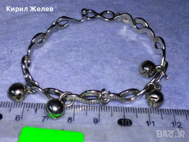 ЕФЕКТНА АЖУРНА СРЕБРИСТА ВИНТИДЖ ГРИВНА СТОМАНЕНА с КАМБАНКИ ЗВЪНЧЕТА 37983, снимка 3 - Гривни - 40856258