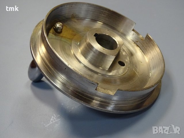 метална ръкохватка за струг (ръчно колело) ф122mm, снимка 2 - Резервни части за машини - 38394548