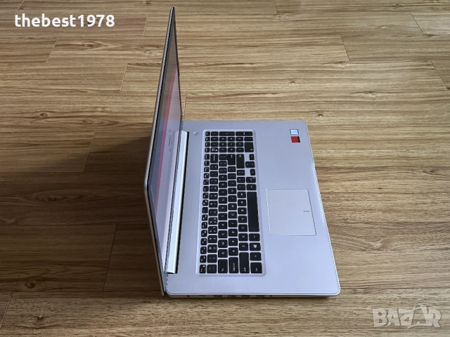 17.3 Dell 5770`Core i5-8265U/16GB RAM/256GB SSD+500GB/AMD 520/Full HD IPS, снимка 4 - Лаптопи за игри - 52797083