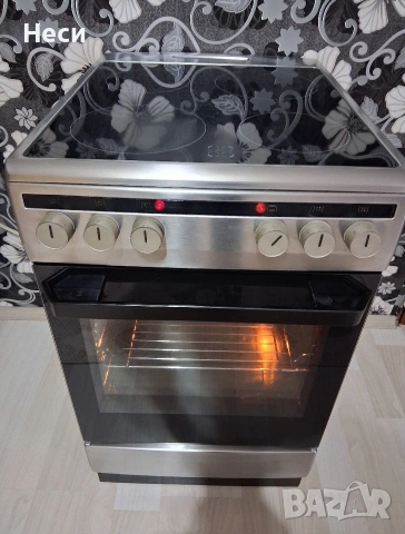 Стъклокерамична Готварсса Печка Amica, снимка 2 - Печки, фурни - 53222374