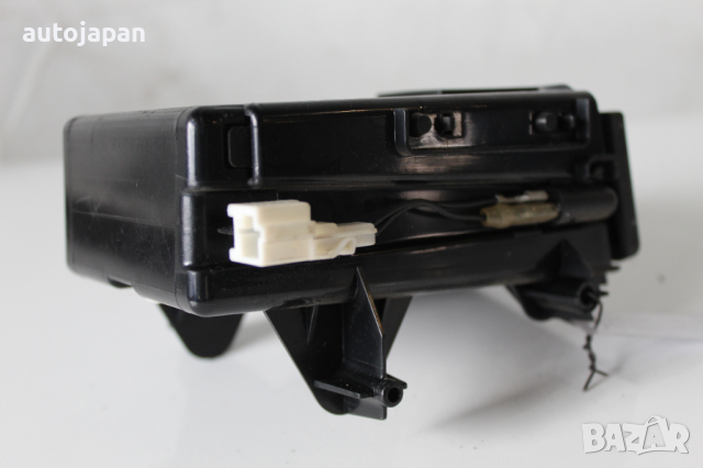 Пепелник Нисан примера п12 2.0 140кс комби 02г Nissan primera p12 2.0 140hp 2002, снимка 2 - Части - 44880726