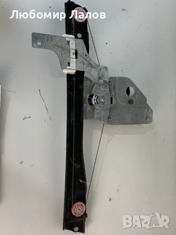 Предно дясно моторче стъклоповдигач механизъм Peugeot 508 (10-18)г. 9688808280, снимка 3 - Части - 50753117