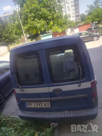 Продавам товарна баничарка  OPEL COMBO 1.7 Isuzo мотор  Всичко платено. Работещ климатик. Забележки , снимка 3 - Автомобили и джипове - 51017718