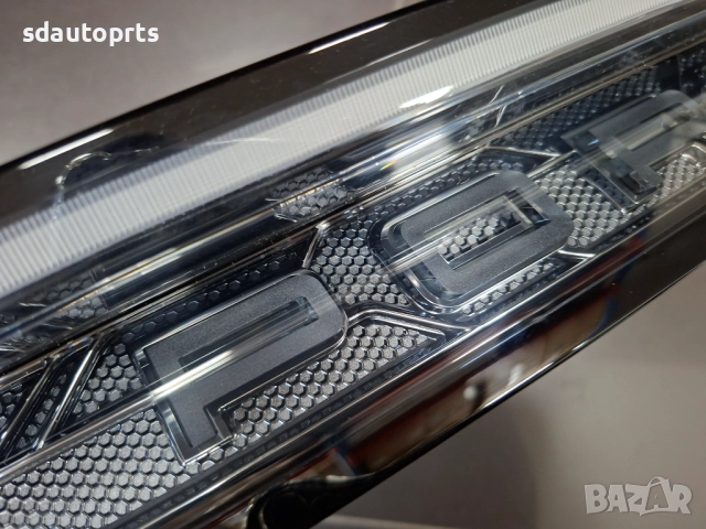 9JA945082F Нов Централен Стоп Led Porsche TAYCAN 19-24 Европа , снимка 5 - Части - 52227140