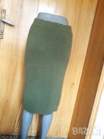 Маслено зелена вълнена пола до коляното Л, снимка 4 - Поли - 35051465
