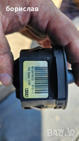 Ключ за фарове за Audi q7, снимка 3 - Части - 51684796