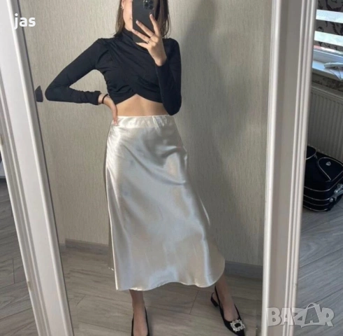 Сатенена пола С размер, снимка 2 - Поли - 53121481