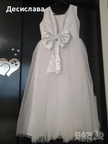 Бяла шаферска рокля 