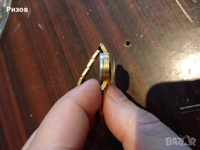 Дамски часовник Чайка, снимка 4 - Дамски - 52501394