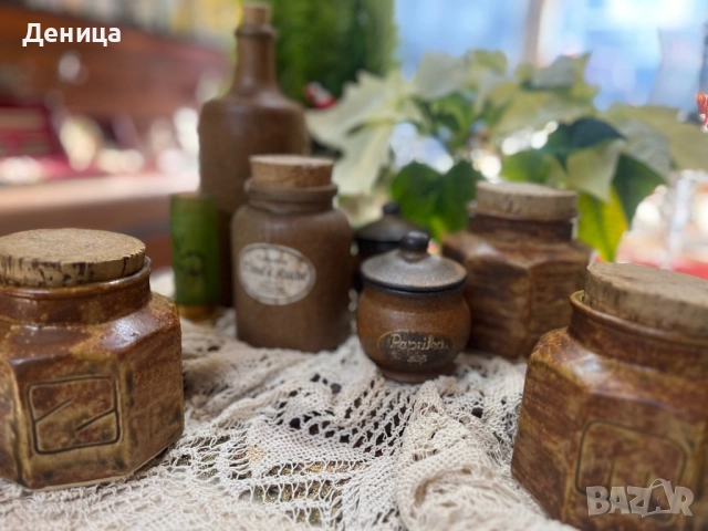 Керамични съдчета за съхранение Бутилка-22 см Цена-13 лв /6.65€  