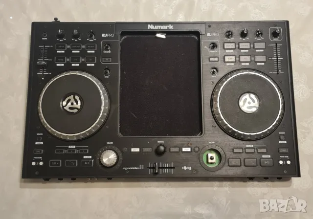 Пулт Numark IDJ PRO