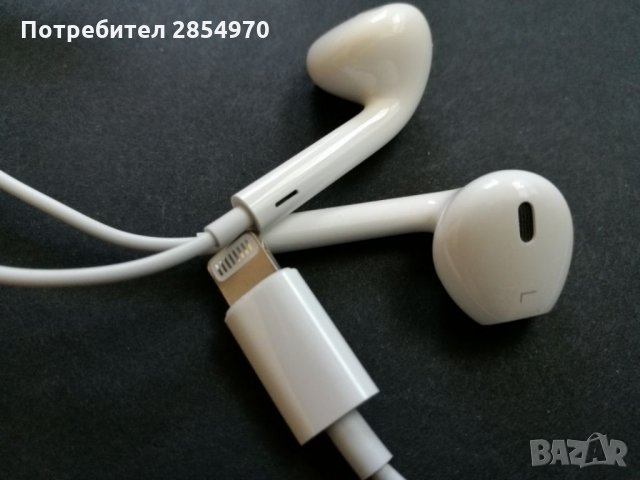 Apple EarPods с Lighting connector Оригинални Слушалки от iPhone, снимка 2 - Слушалки, hands-free - 35609794
