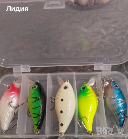 Риболовни воблери и куки – комплект, снимка 2 - Такъми - 53456053