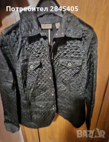 Черно кожено дамско късо яке , снимка 2 - Якета - 53237906