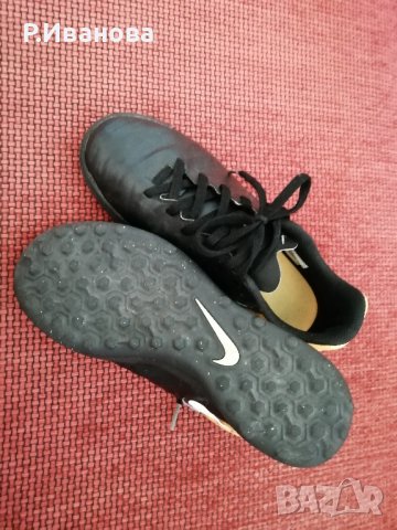 Дамски спортни обувки Nike, 36 номер, снимка 7 - Маратонки - 37136389