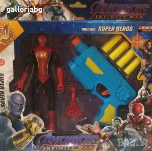 Комплект фигурки + пистолети с меки стрелички (Spiderman & Iron Man- Marvel, Nerf)